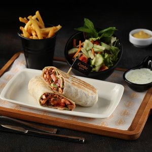 BBQ HOT CHICKEN WRAP