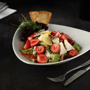 EZİNE PEYNİRLİ EGE SALATA