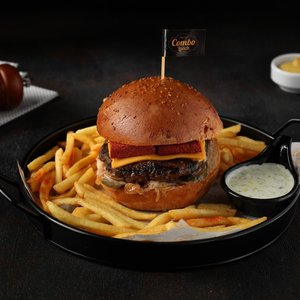 LUMBERJACK BURGER
