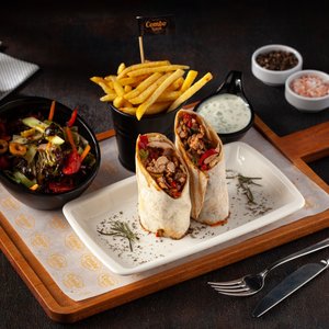 TAVUKLU WRAP