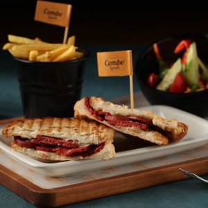 KARIŞIK TOST