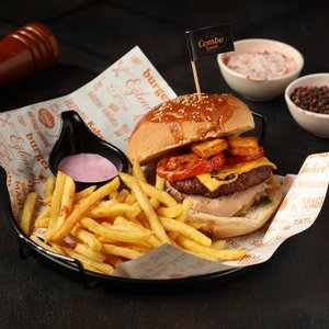 COMBO HALLOUMİ BURGER
